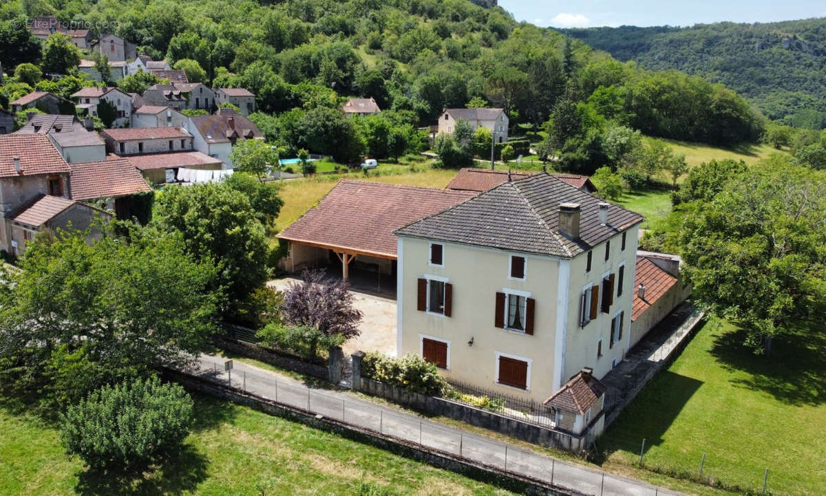 Maison à CAHORS