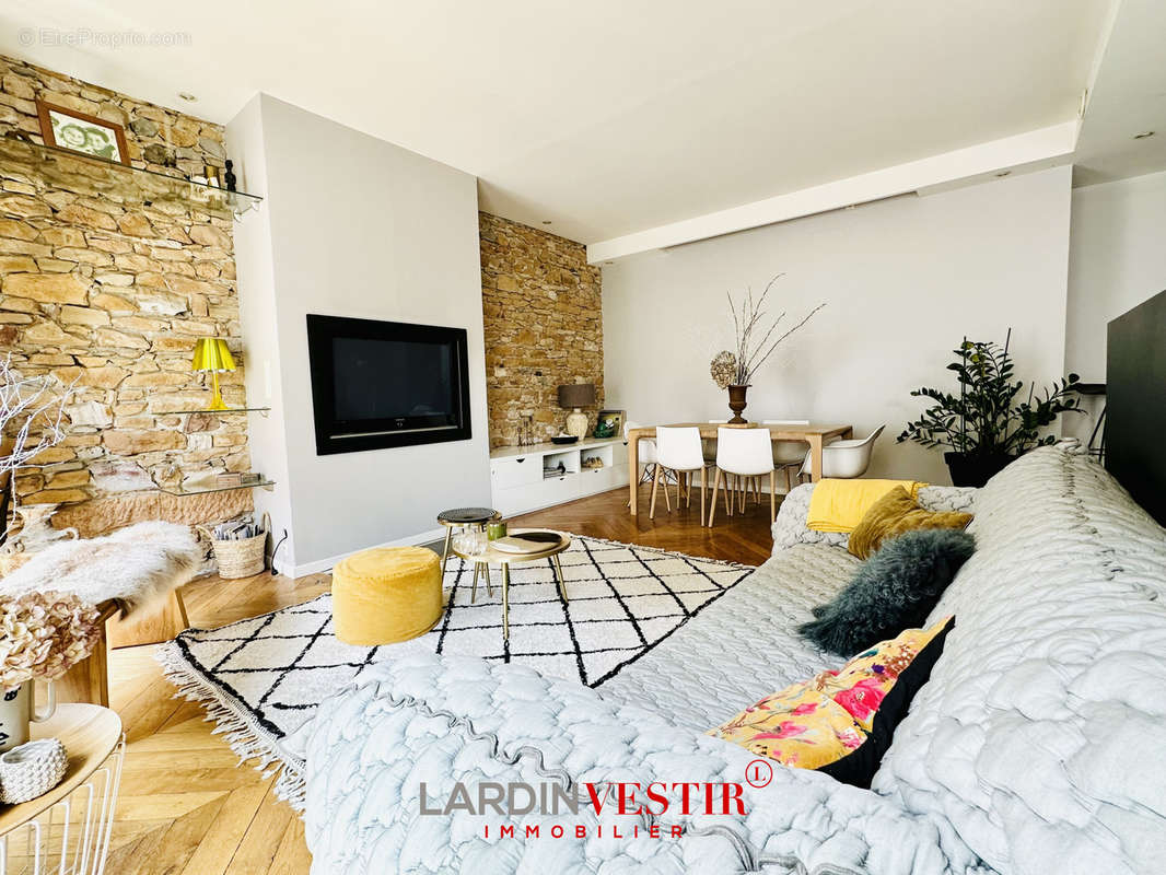 Appartement à LYON-6E