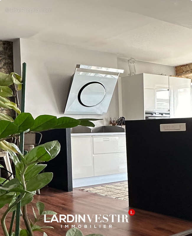 Appartement à LYON-6E