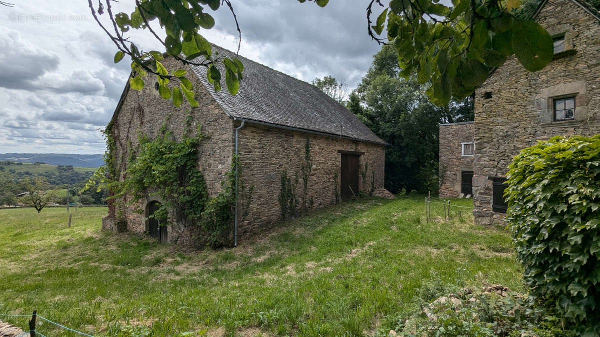 Maison à BEYNAT