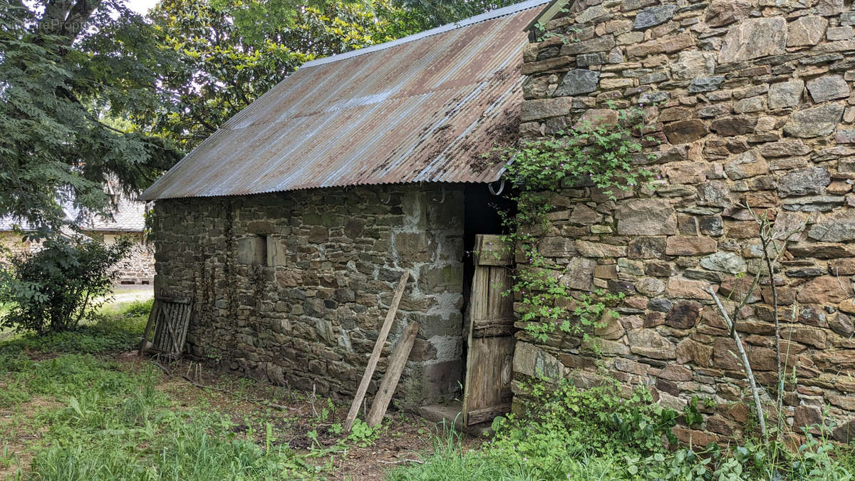 Maison à BEYNAT