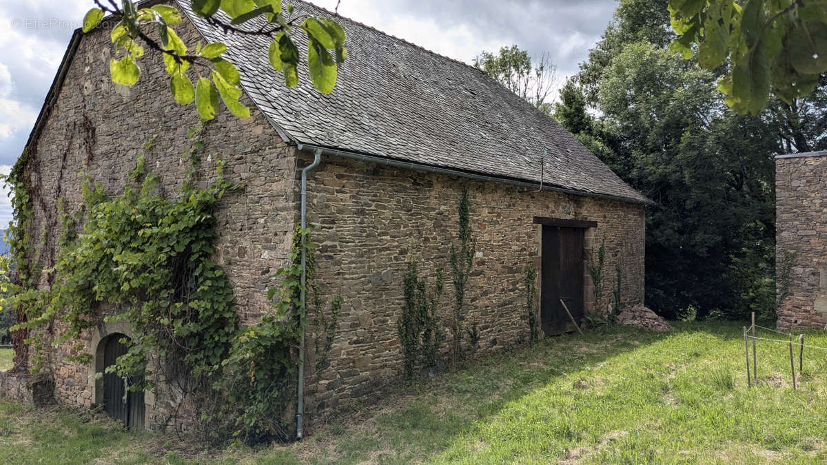 Maison à BEYNAT