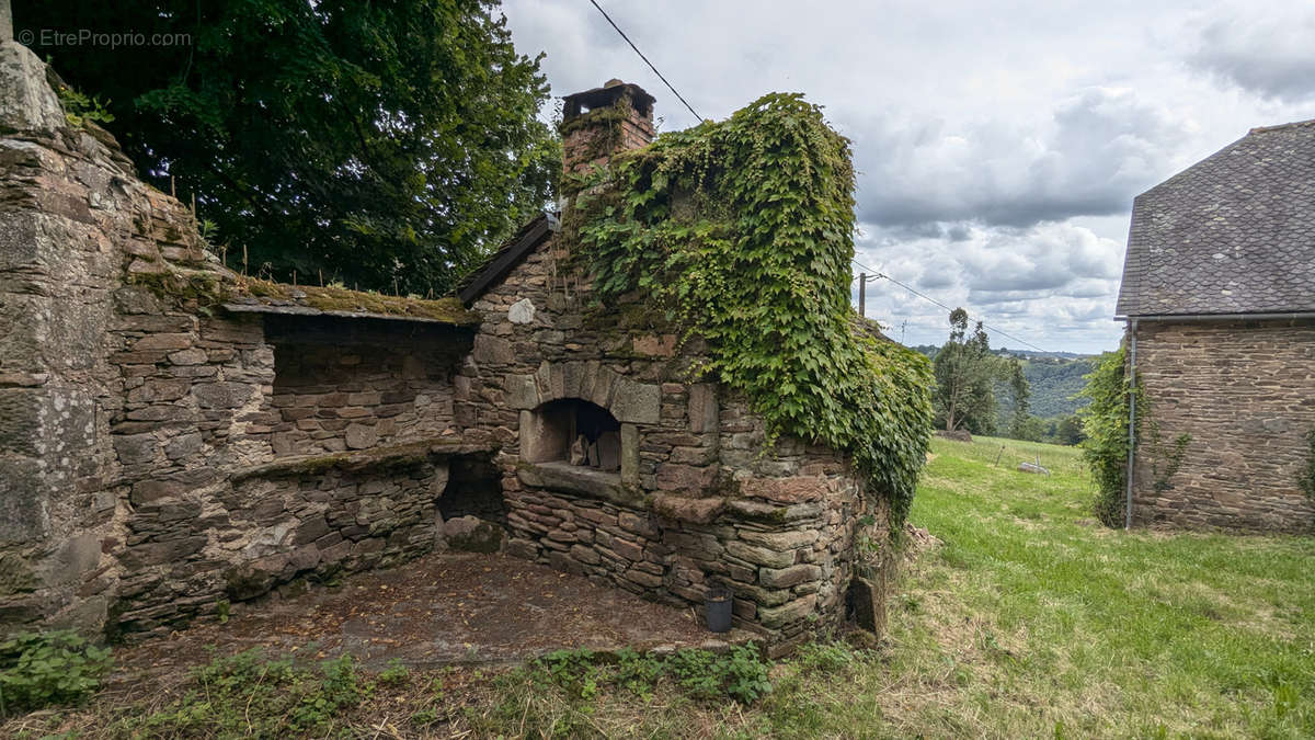 Maison à BEYNAT