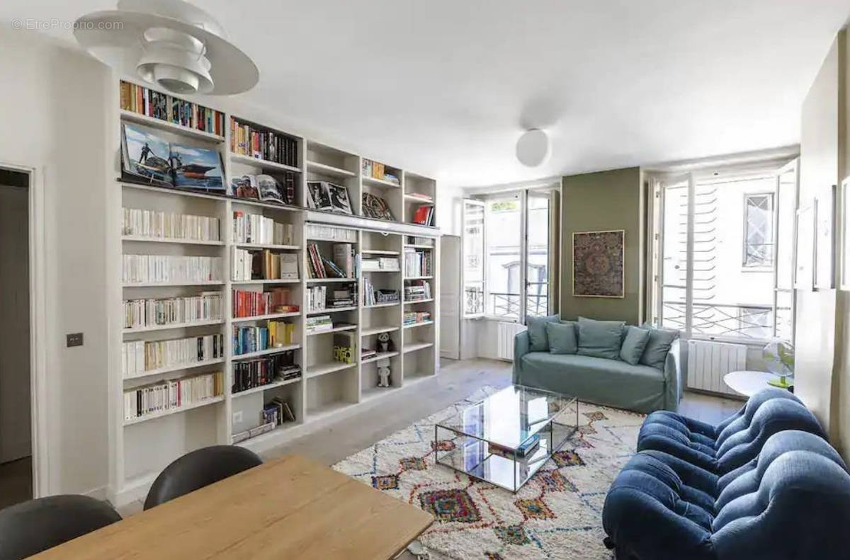 Appartement à PARIS-4E