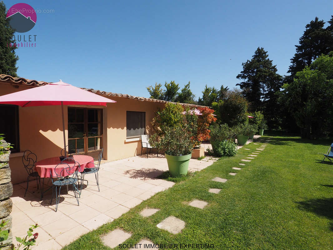 Maison à L&#039;ISLE-SUR-LA-SORGUE