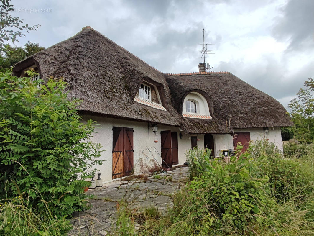 Maison à VILLECONIN