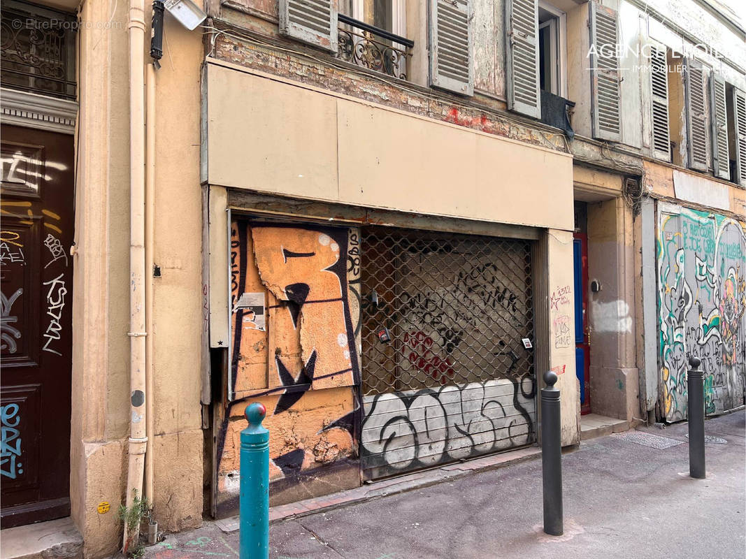 Commerce à MARSEILLE-1E