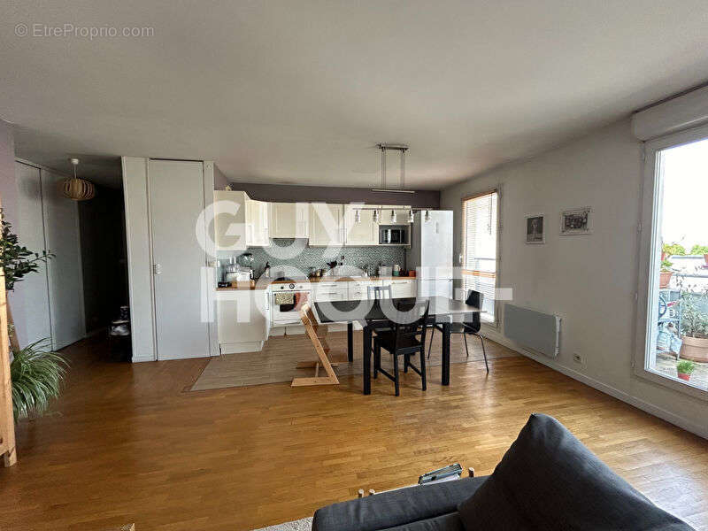 Appartement à NEUILLY-PLAISANCE