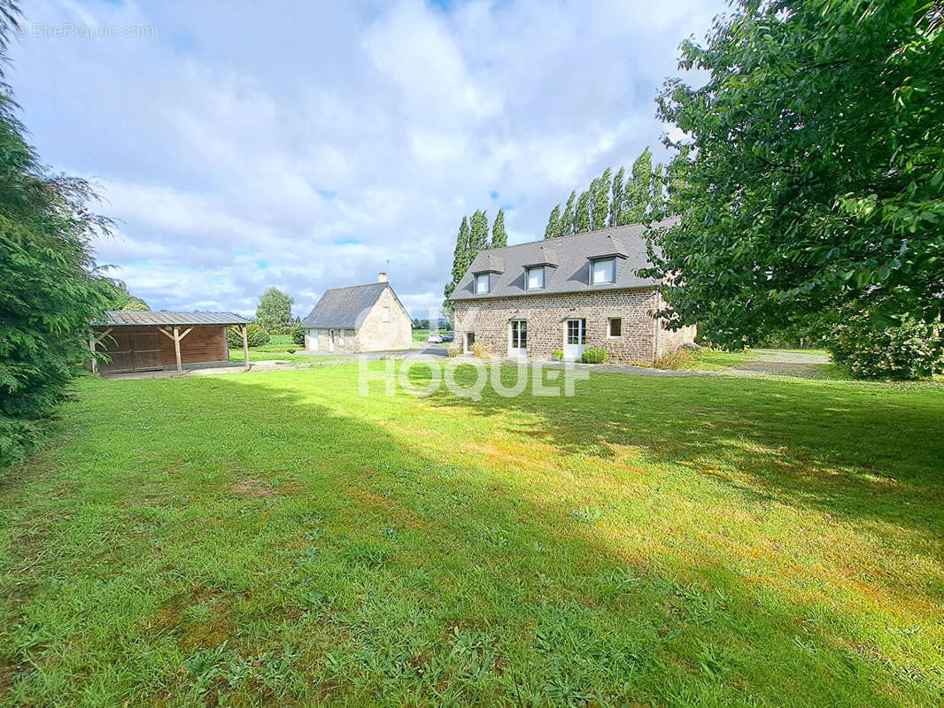 Maison à LE BENY-BOCAGE