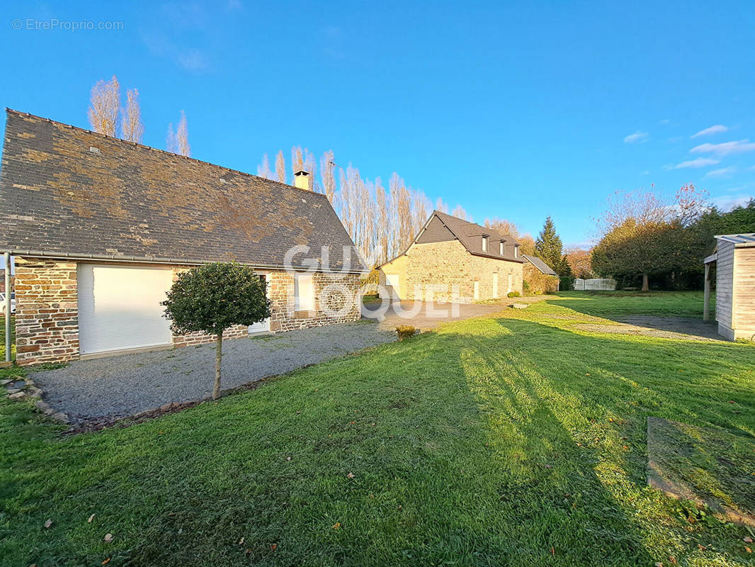 Maison à LE BENY-BOCAGE