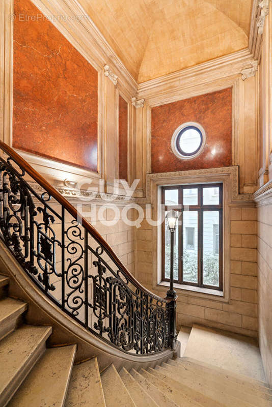 Appartement à LYON-6E