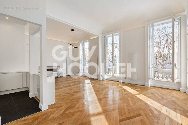 Appartement à LYON-6E