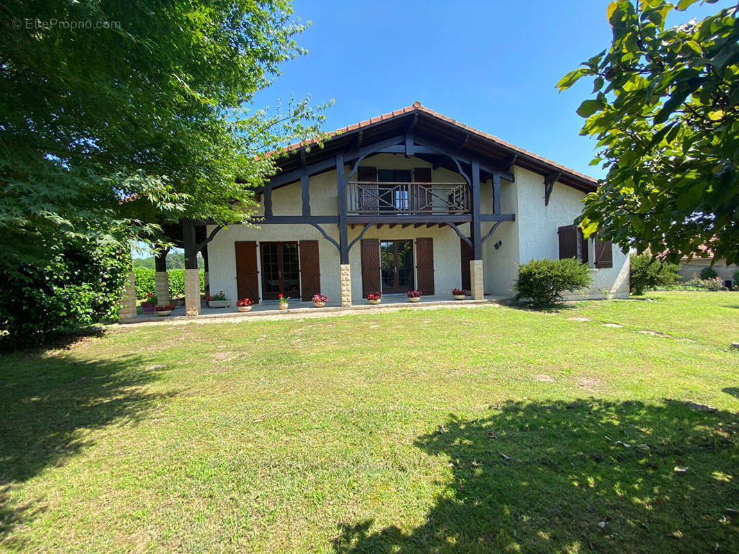 Maison à SORT-EN-CHALOSSE