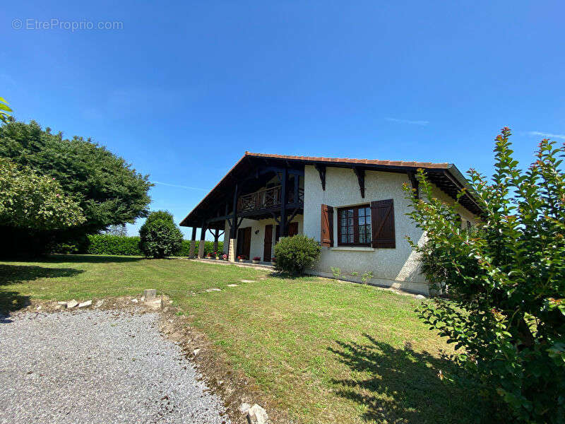 Maison à SORT-EN-CHALOSSE