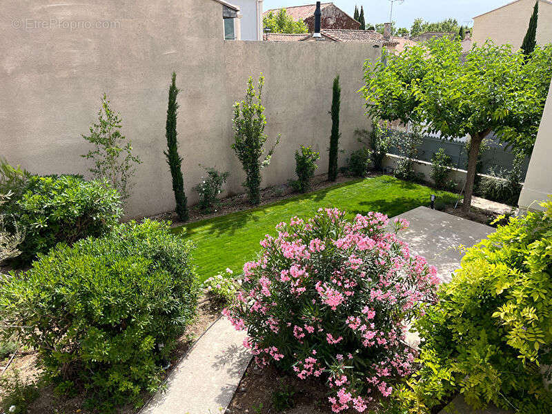 Maison à MAUSSANE-LES-ALPILLES