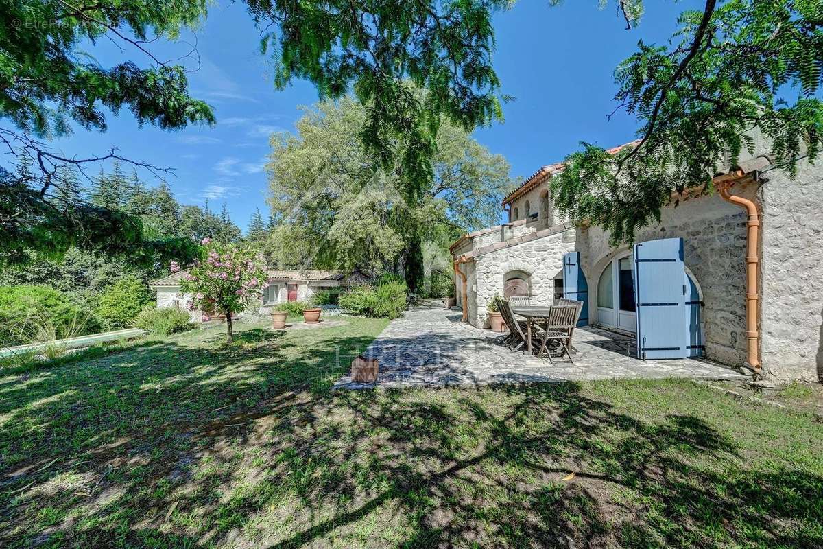 Maison à UZES