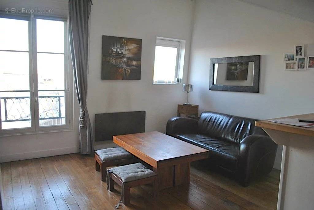 Appartement à PARIS-4E