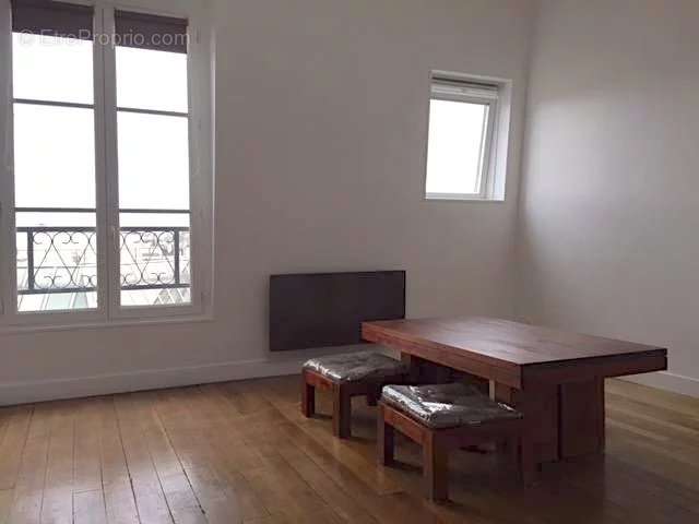 Appartement à PARIS-4E