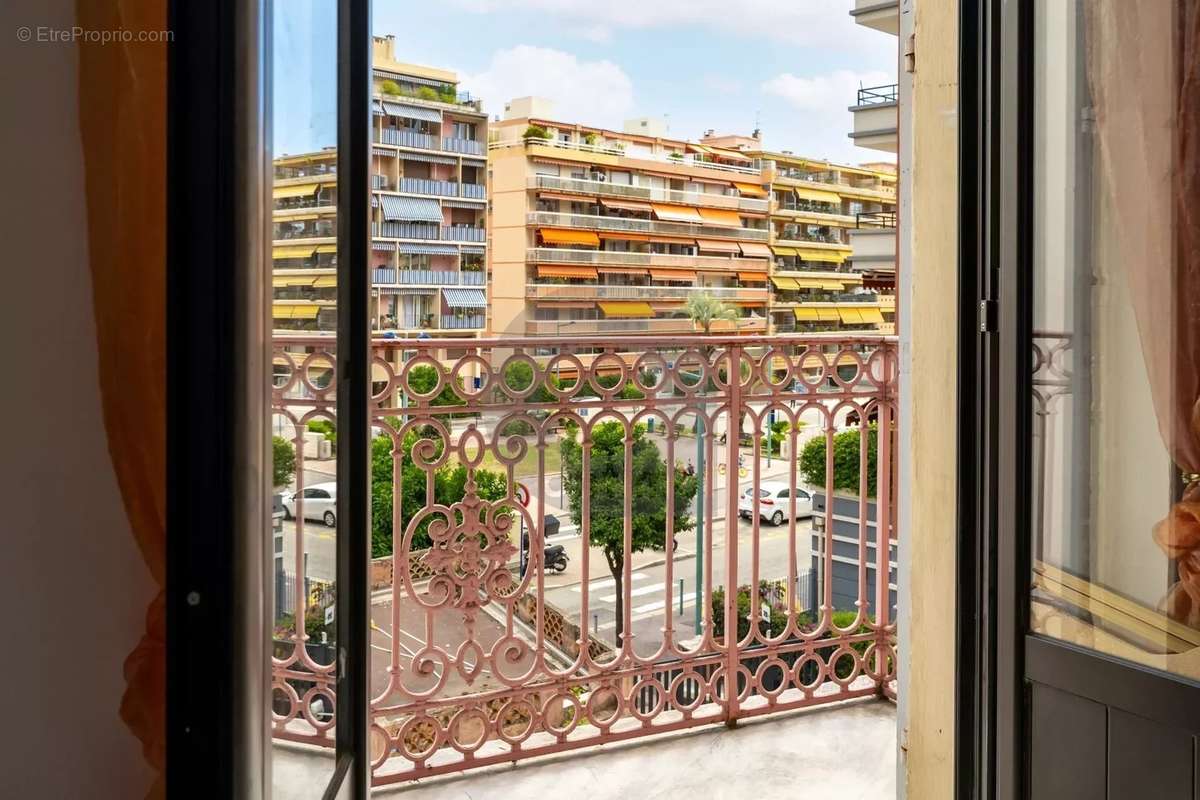 Appartement à MENTON