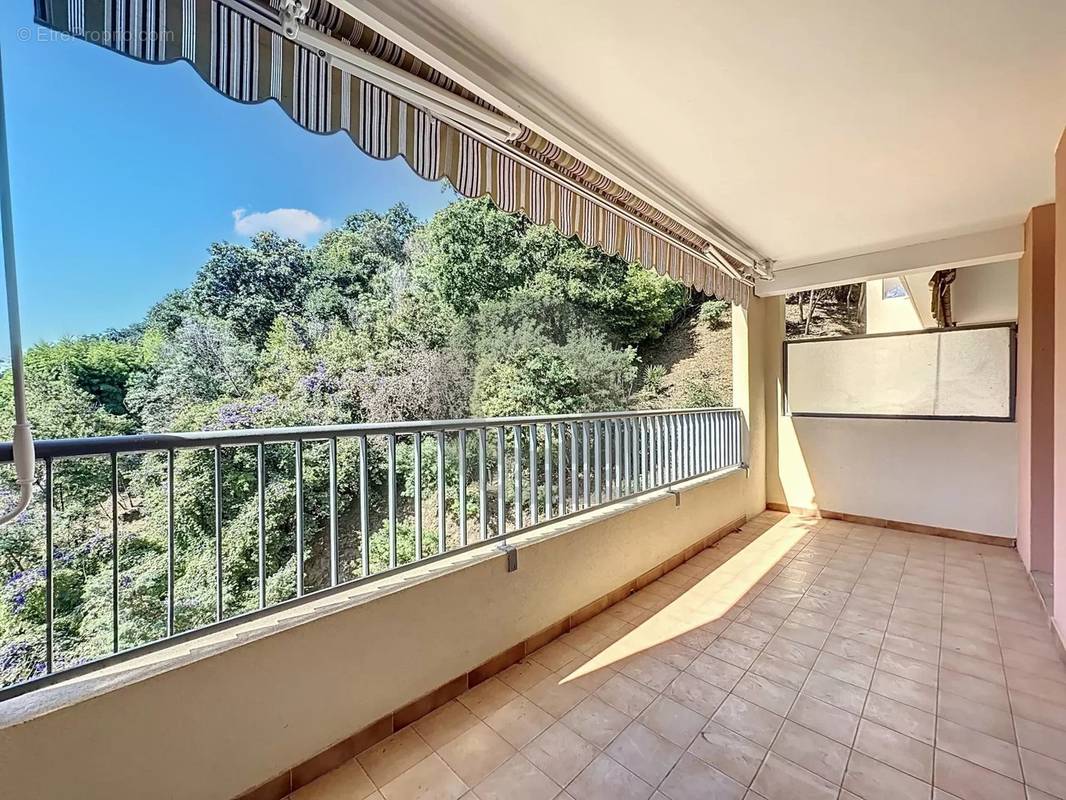 Appartement à MENTON