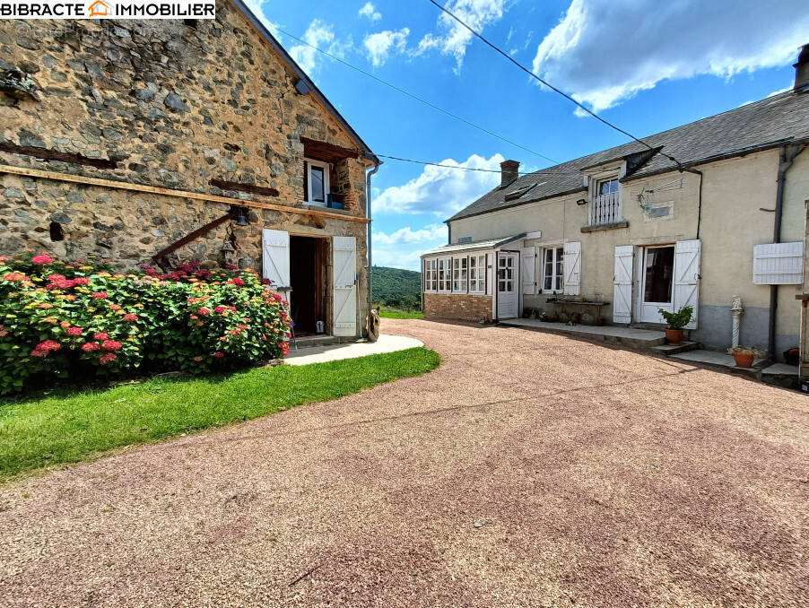 Maison à VILLAPOURCON