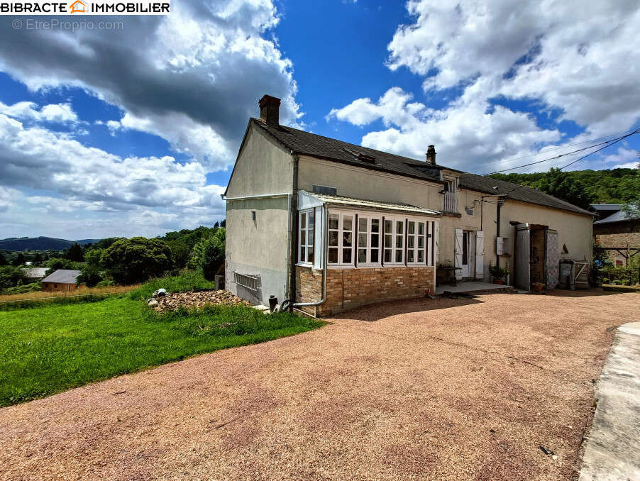 Maison à VILLAPOURCON