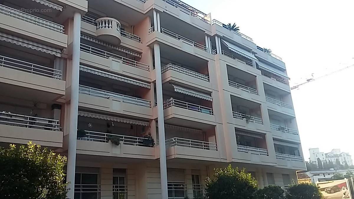 Appartement à MENTON