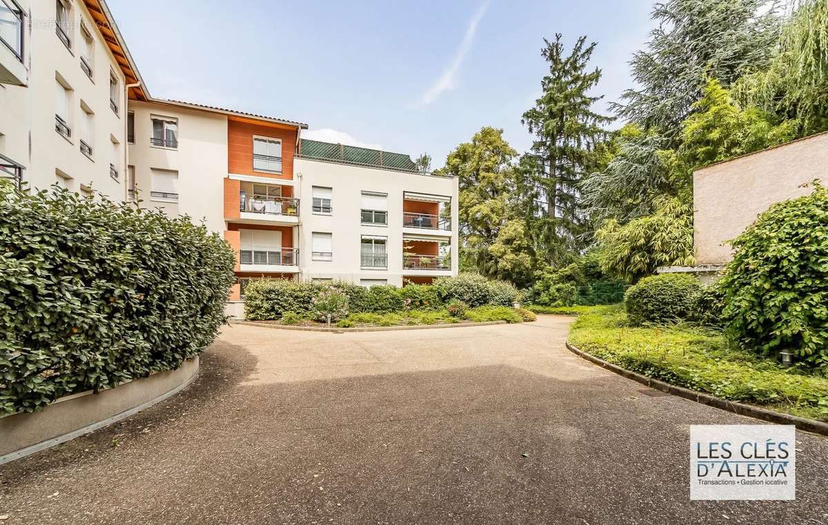 Appartement à SAINTE-FOY-LES-LYON