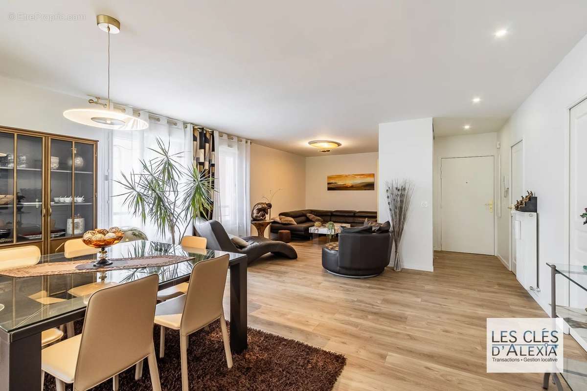 Appartement à SAINTE-FOY-LES-LYON