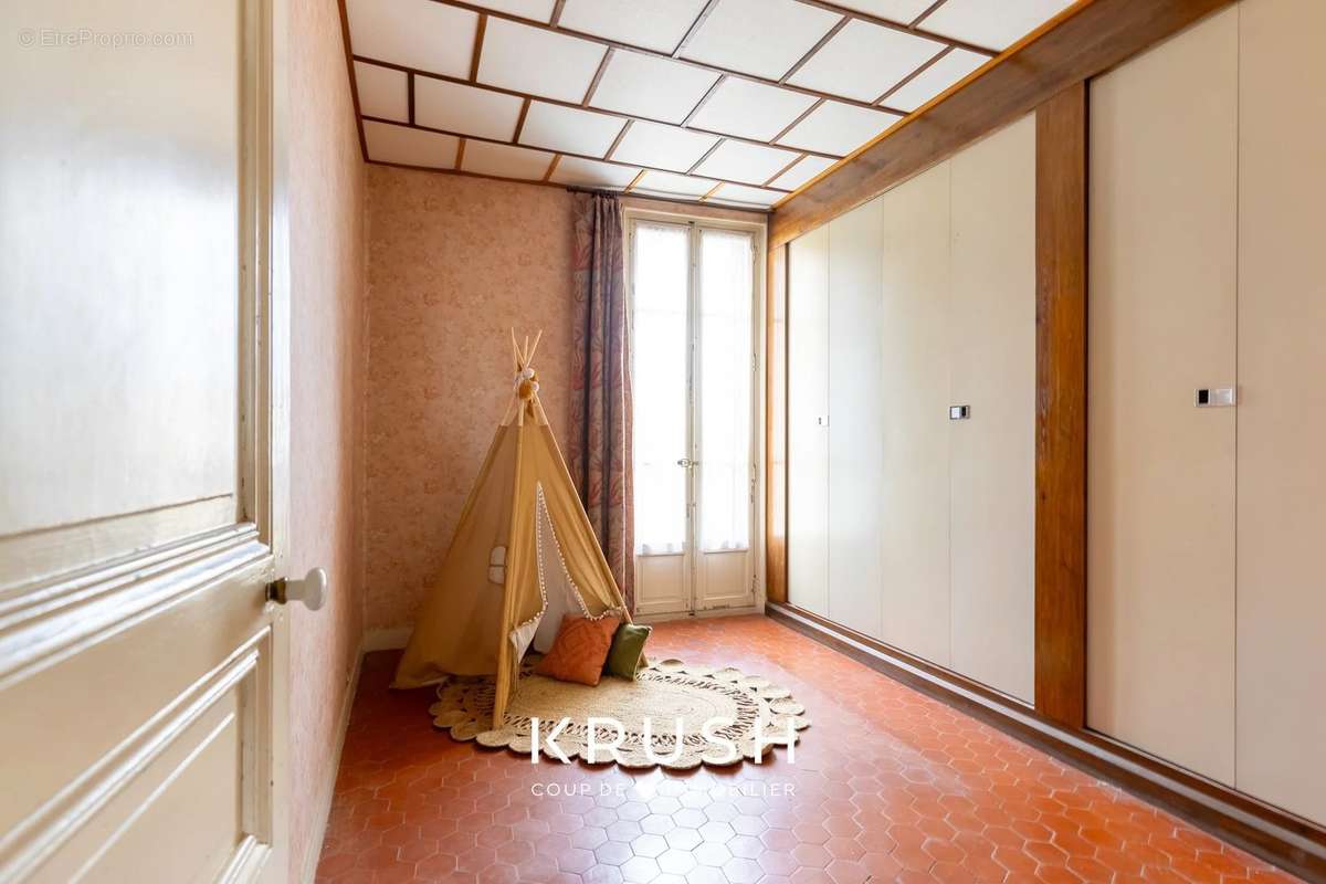 Appartement à MARSEILLE-7E