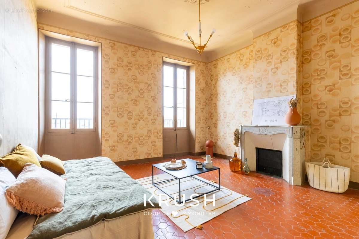 Appartement à MARSEILLE-7E