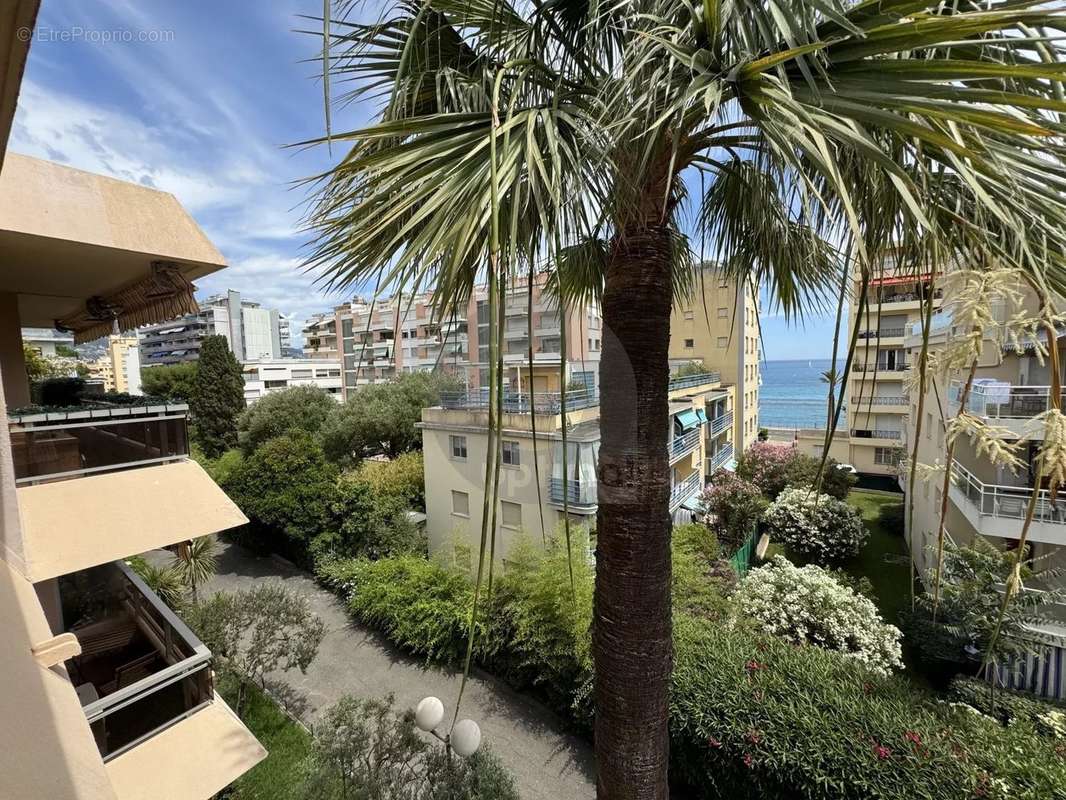 Appartement à ROQUEBRUNE-CAP-MARTIN