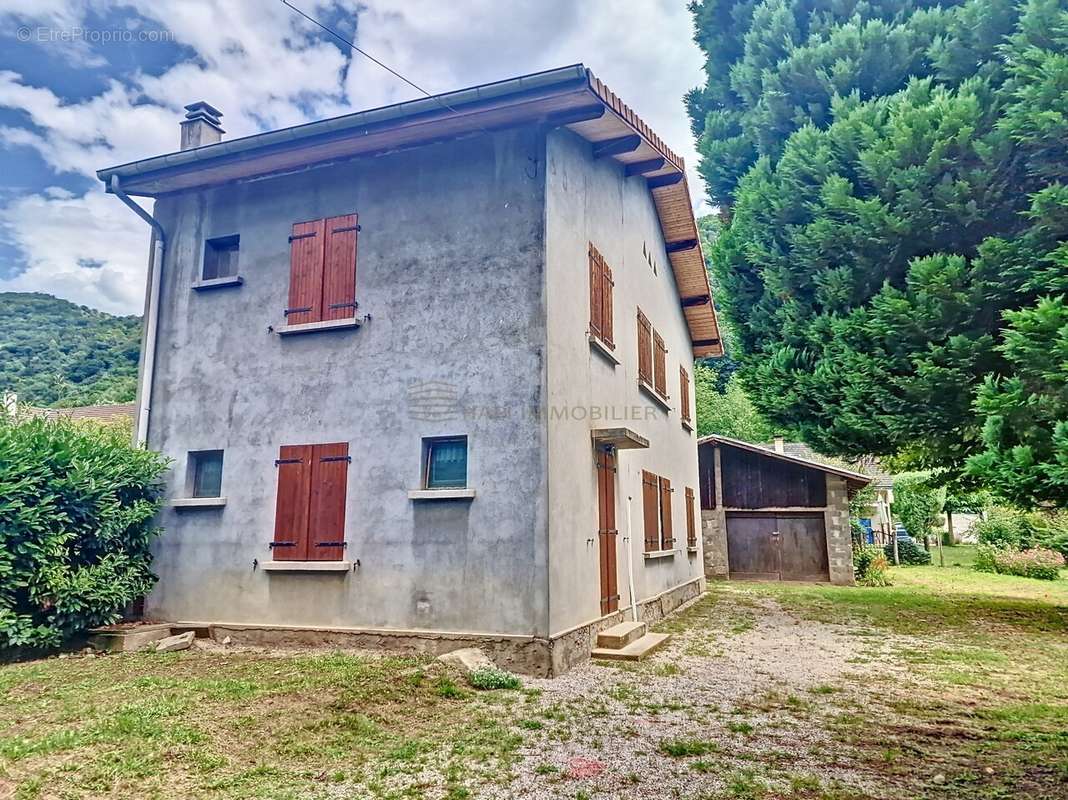 Maison à LE VERSOUD