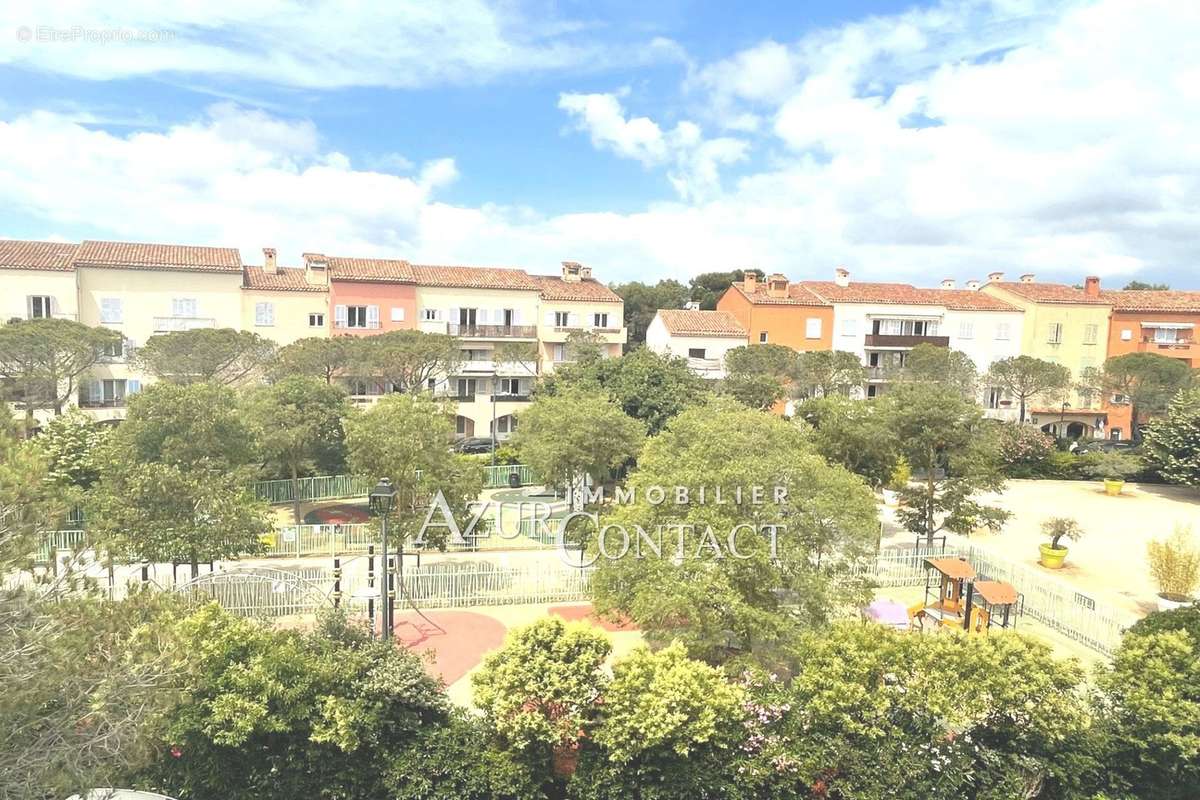 Appartement à MOUGINS