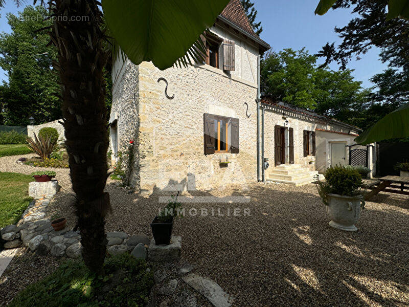 Maison à PERIGUEUX