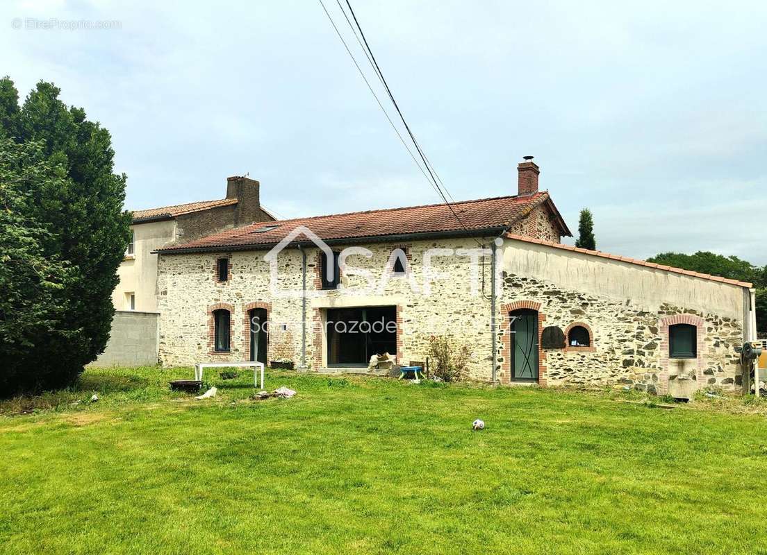 Photo 7 - Maison à SAINT-MARTIN-DES-NOYERS