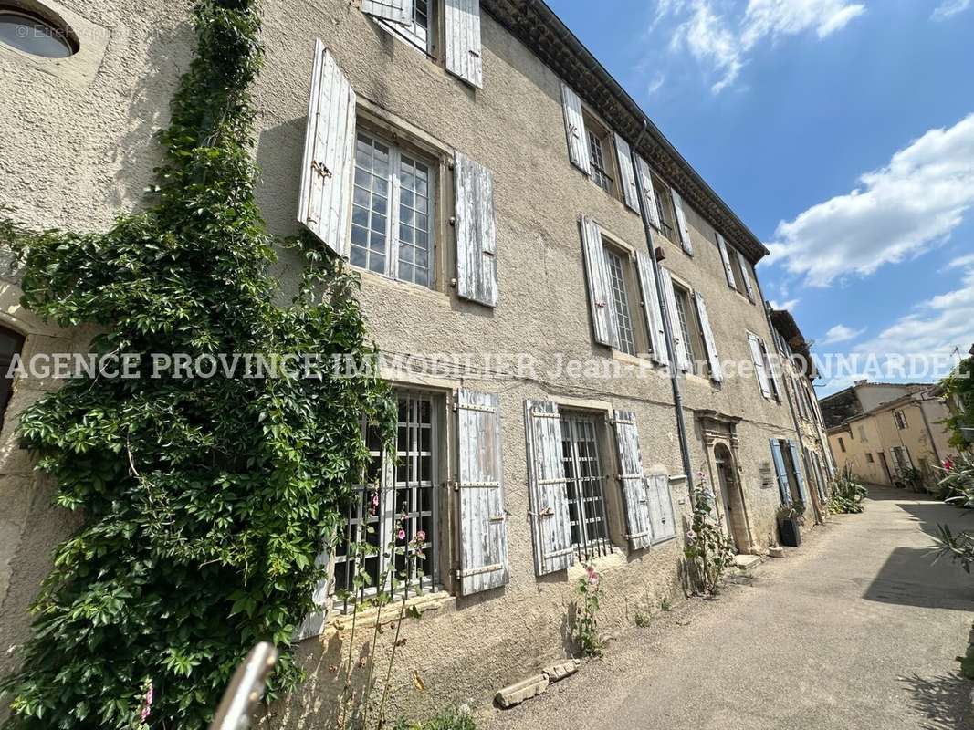 Appartement à GRIGNAN