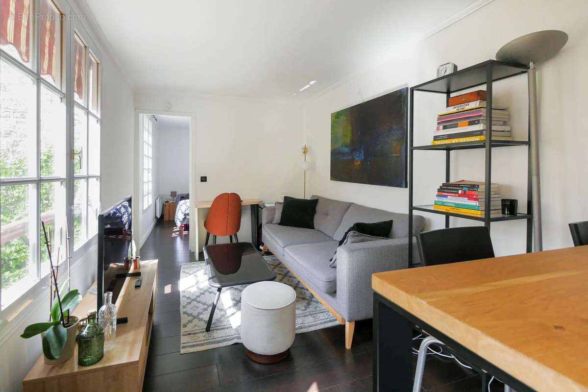 Appartement à PARIS-17E