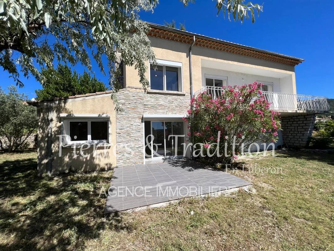 Maison à SAINT-SATURNIN-LES-APT