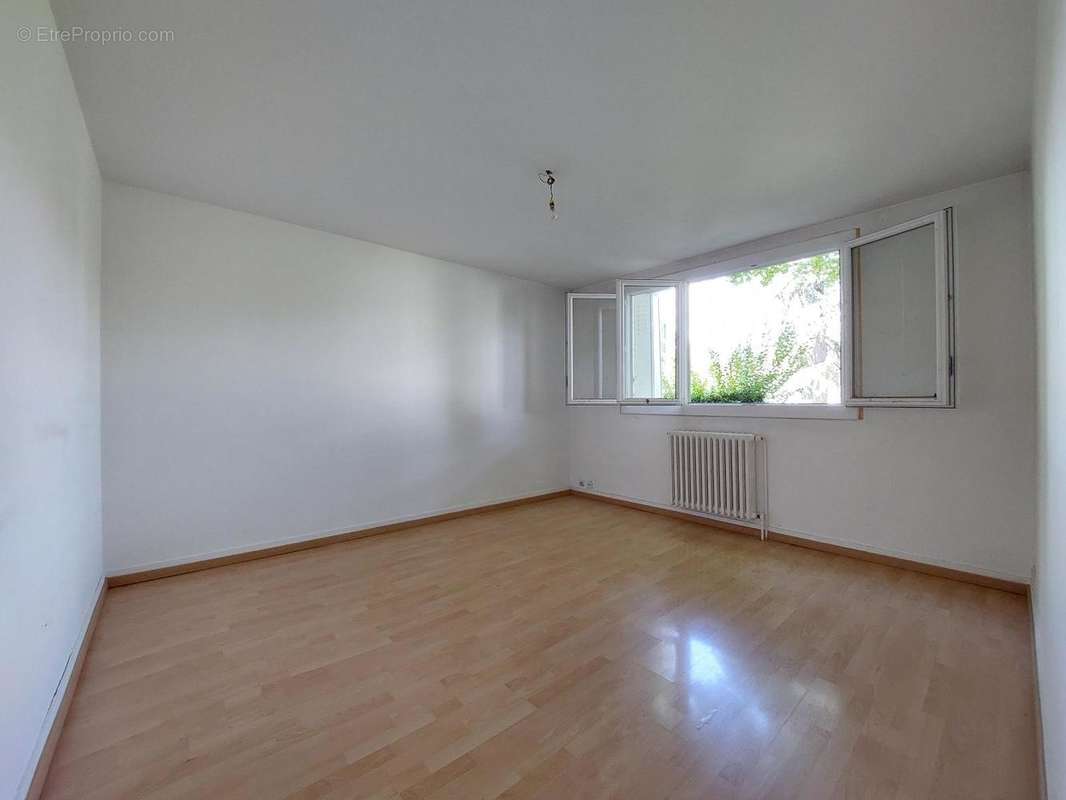   - Appartement à TOULOUSE