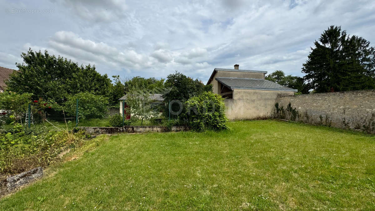 Maison à LA CHARITE-SUR-LOIRE