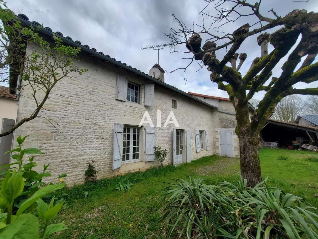 Maison à CHAUNAY