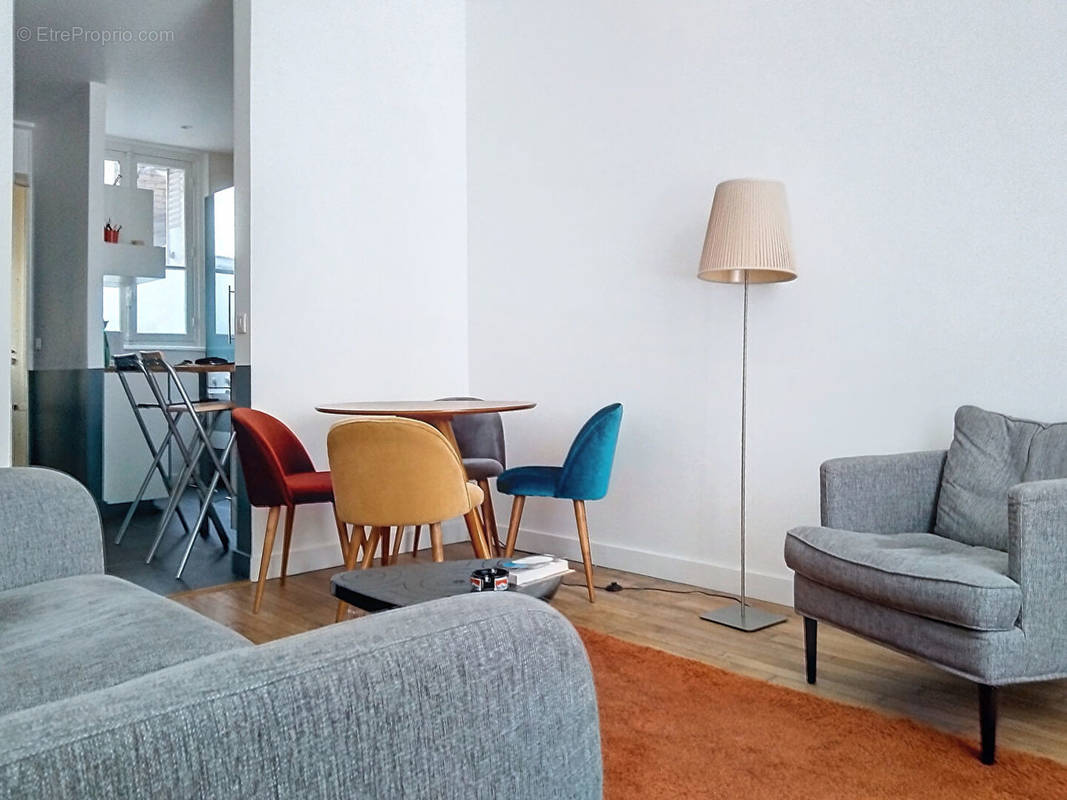 Appartement à PARIS-18E