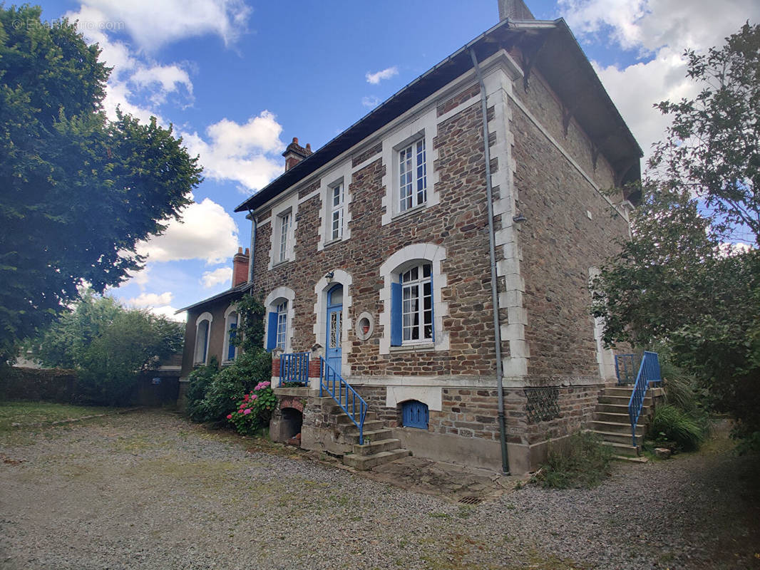 Maison à NANTES