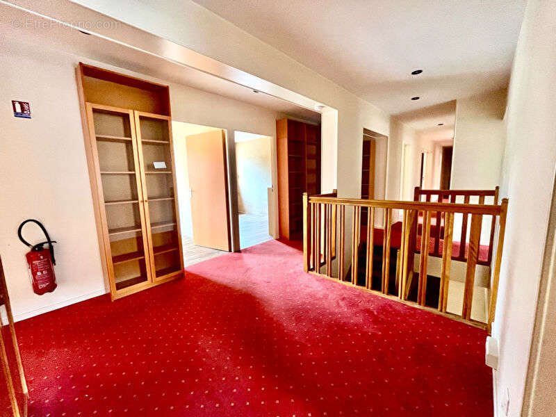 Appartement à JOUY-EN-JOSAS