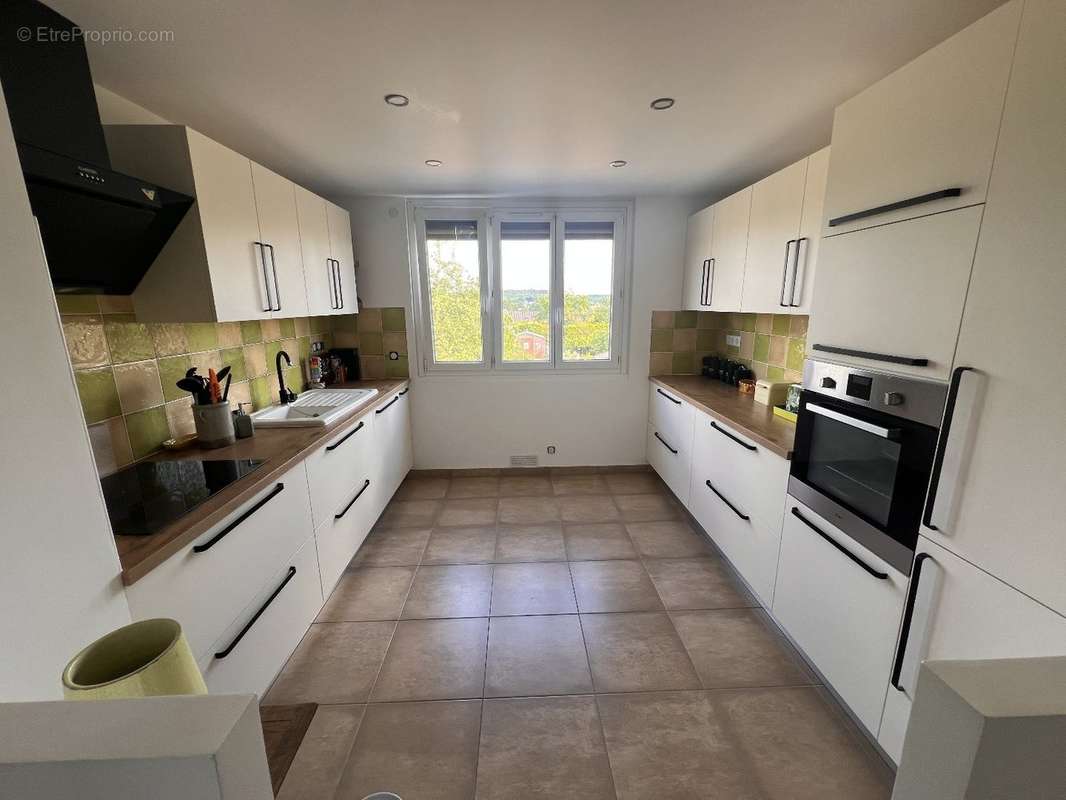 Appartement à BREUILLET