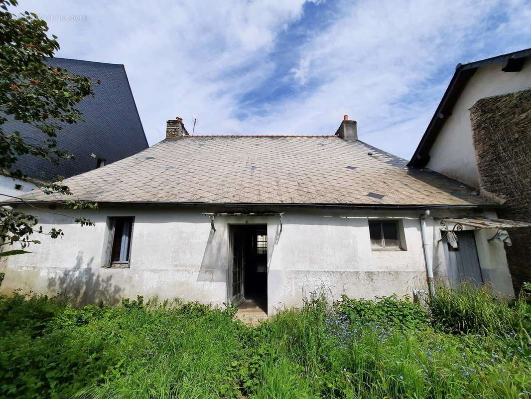 Maison à SAINT-MALO-DES-TROIS-FONTAINES