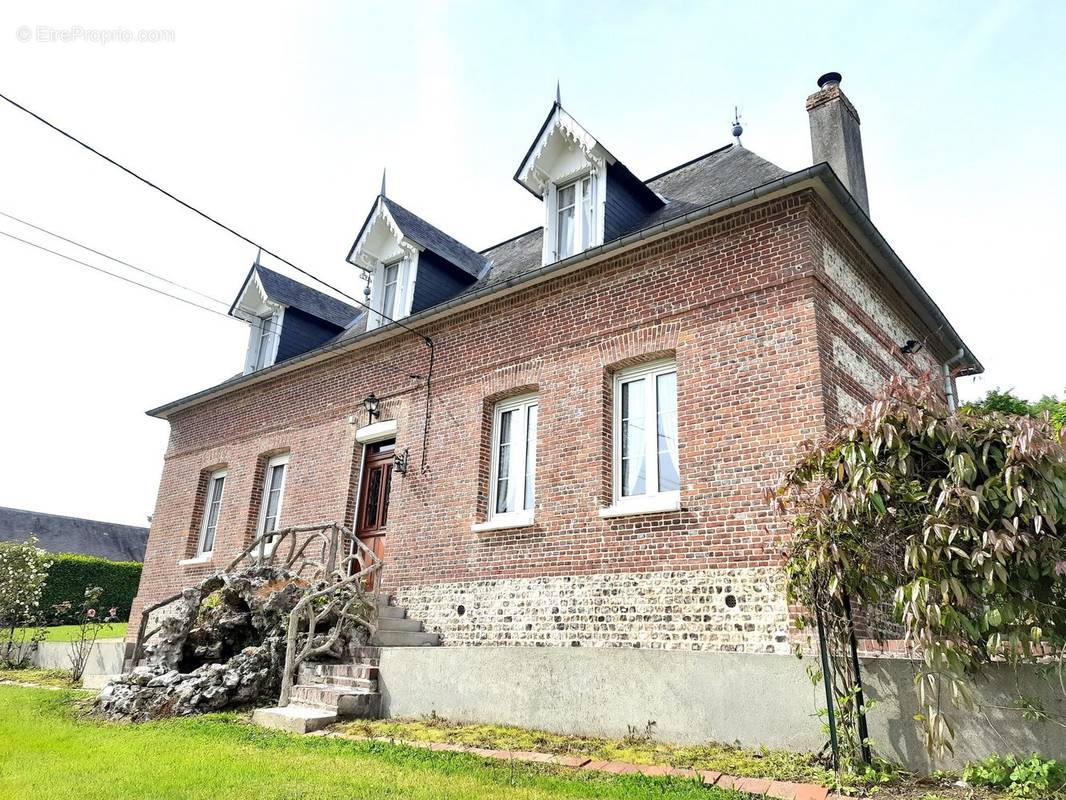 Maison à HERICOURT-EN-CAUX