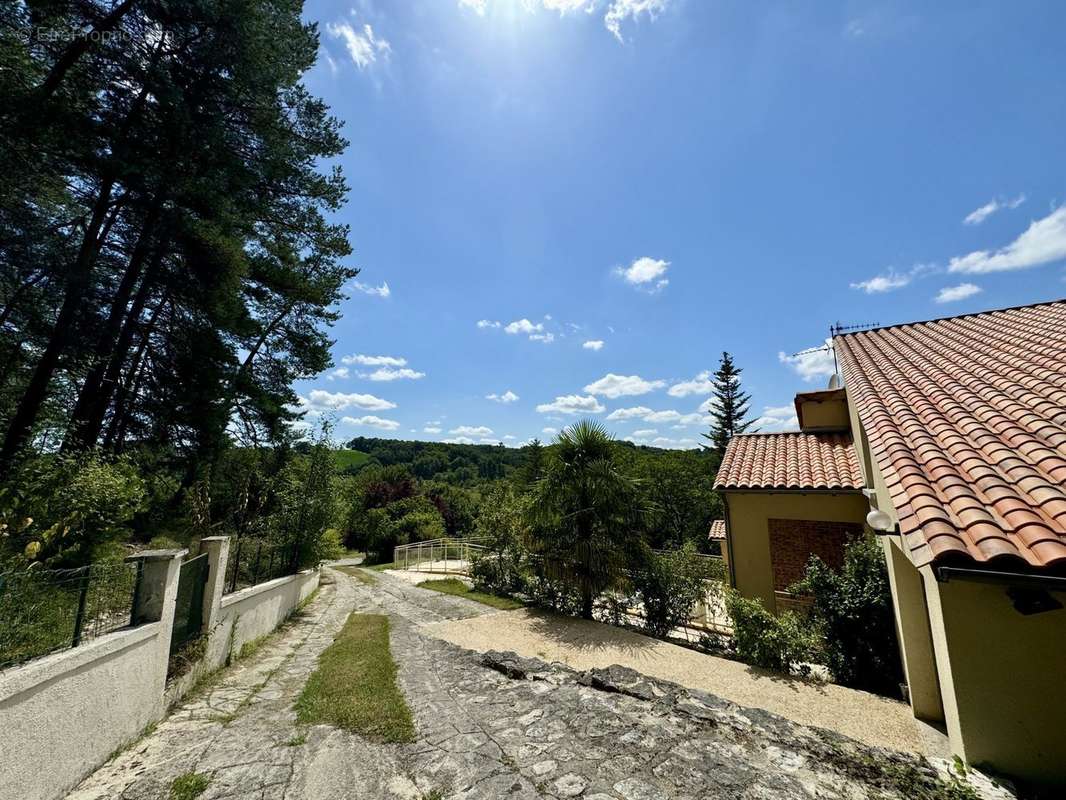 Maison à THENON