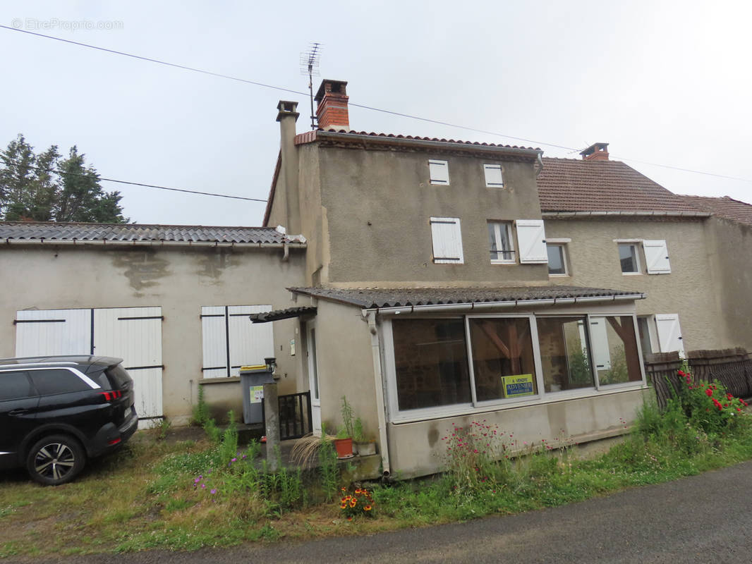 Maison à CHOUVIGNY